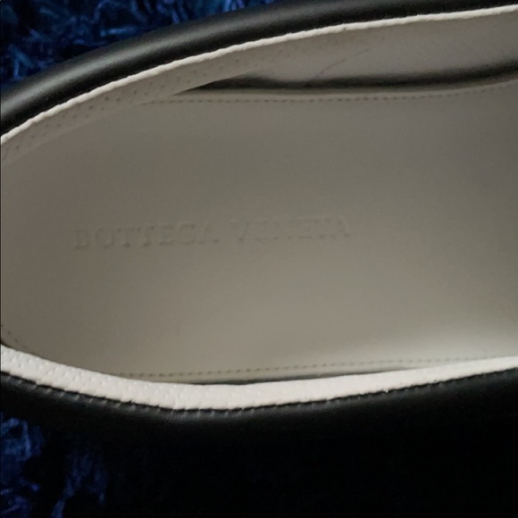 Brand new never worn Bottega Veneta
Intrecciato slip-on sneakers size 10. No box
